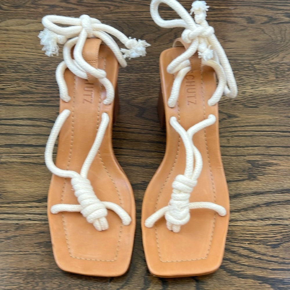 Schutz Angieh Lace Up Sandals Size 9
